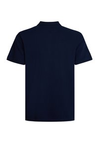 Marineblauwe polo met korte mouwen, gemaakt van zachte katoen, met een klassieke kraag, rechte zoom en geen zichtbare logo's of patronen.