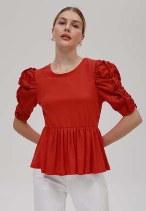 T-paita - red