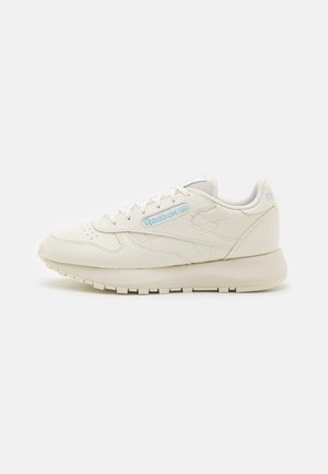 Trainers - off-white