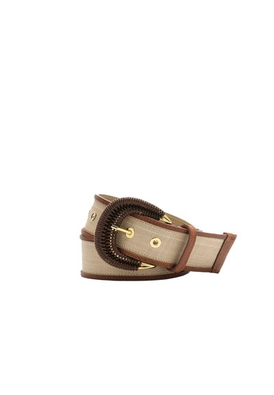 Beige stoffen riem met bruine leren afwerking en een donkerbruine geweven lusgesp met goudkleurige metalen details.