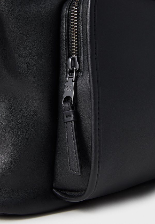 SCULPTED IMPRESSION BACKPACK 40 - Rucksack4