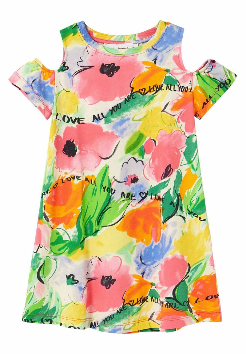 Robe d'enfant avec un motif floral coloré et des feuilles vertes, dotée de manches épaules dénudées et d'un texte noir répétant « LOVE ALL YOU ARE ».