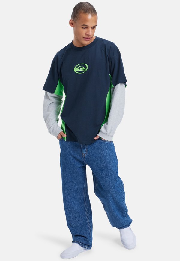 ERA  - Long sleeved top4