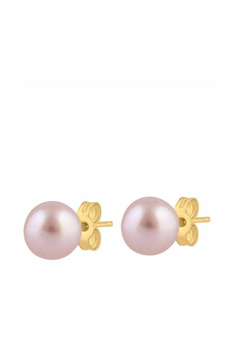 Złote kolczyki na sztyfcie z okrągłymi, jasnoróżowymi perłami o gładkiej powierzchni. Każda perła jest osadzona na podstawie w kształcie kwiatu.