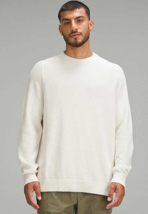 TEXTURED KNIT CREWNECK SWEATER - Strickpullover