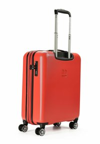 Hartschalen-Rotkoffer mit strukturiertem Oberflächen, doppeltem Reißverschluss und vier drehbaren Rollen. Teleskopgriff aus Aluminium für einfaches Manövrieren.