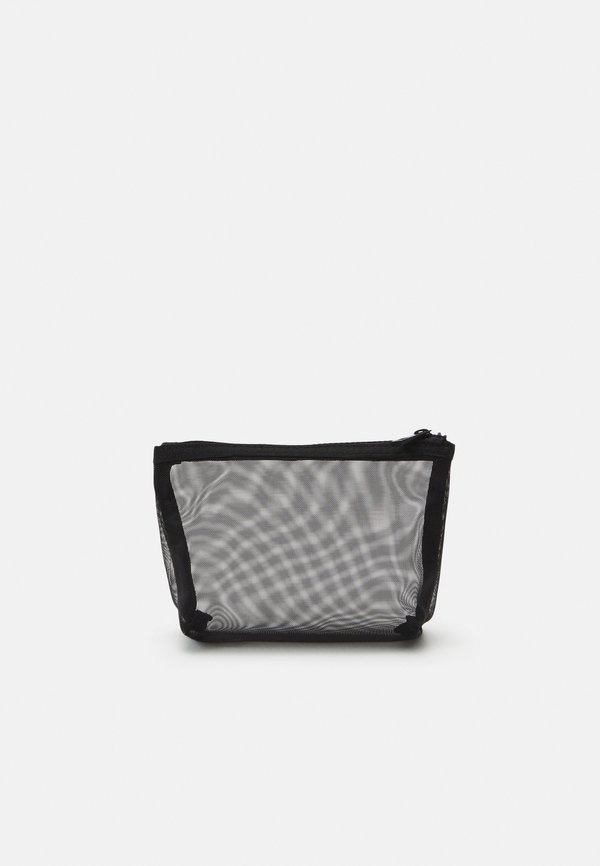SET - Wash bag3