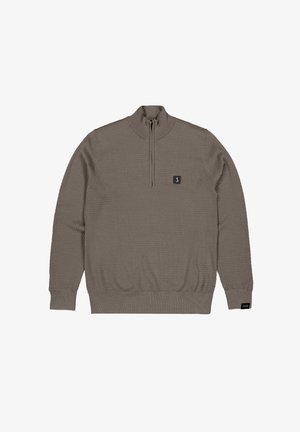 Brauner Pullover mit Reißverschluss und strukturierter Strickmuster, gerippten Bündchen und Saum sowie einem kleinen Logopatch auf der Brust.