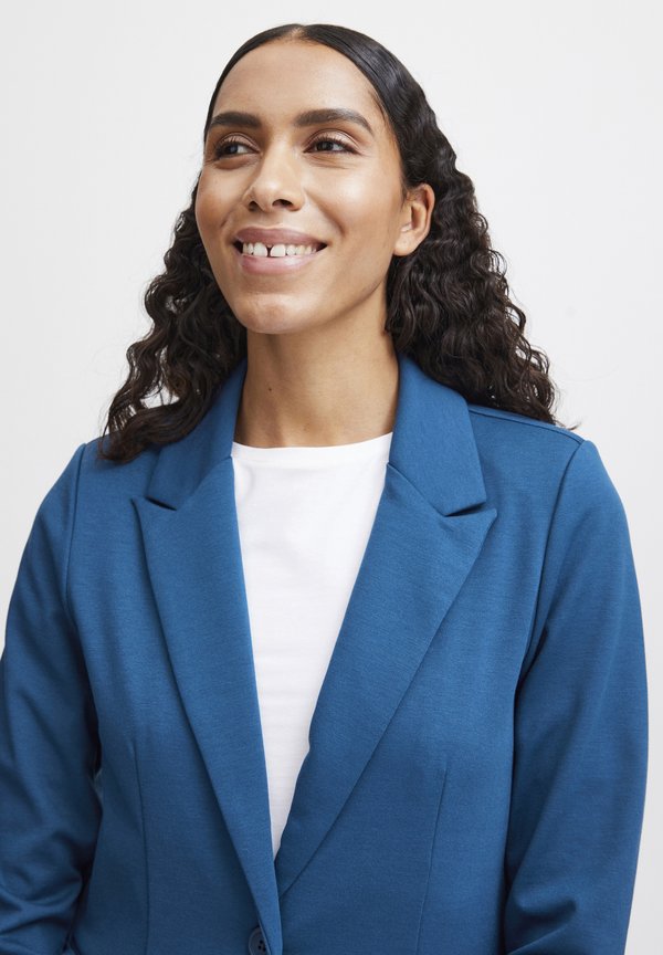 BYRizetta - Blazer - poseidon4