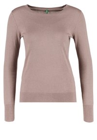 Ljusbrun, långärmad stickad tröja med rundad halsringning och ribbade ärmslut. Slät textur, figurnära passform och minimalistisk design.