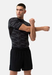 Danish Endurance COMPRESSION SHORT SLEEVE 2-PACK - Camiseta deportiva - black grey camo