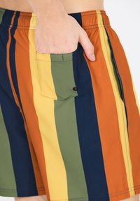Cruz PIETER - Short de bain - print yellow stripe