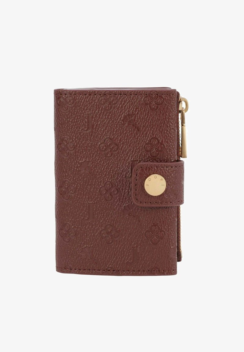 Bruine leren portemonnee met een textuur, gegraveerde bloemen- en letter "J"-patronen, drukknoopsluiting en een gouden ritssluiting aan de zijkant.