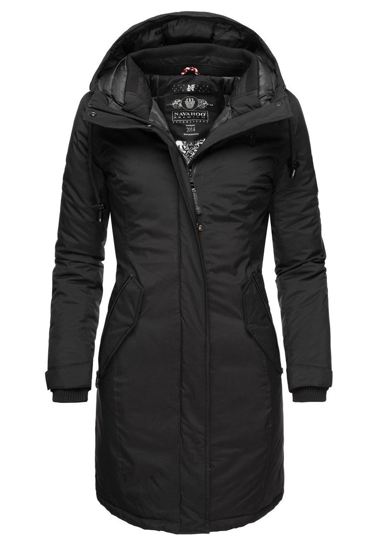 Černá zateplená parka s kapucí, zipovým zapínáním, bočními kapsami a žebrovanými manžetami. Funkční design pro teplo a pohodlí.