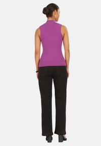 Apart Top - lila