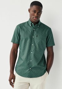 Next - OXFORD FIT SHORT SLEEVE REGULAR FIT - Skjorta - green geometric Miniatyrbild 1