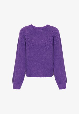Lila kötött pulóver kerek nyakkal, hosszú ujjakkal és virágmintás hímzéssel az elején. Puha tapintású, rövidített fazon.