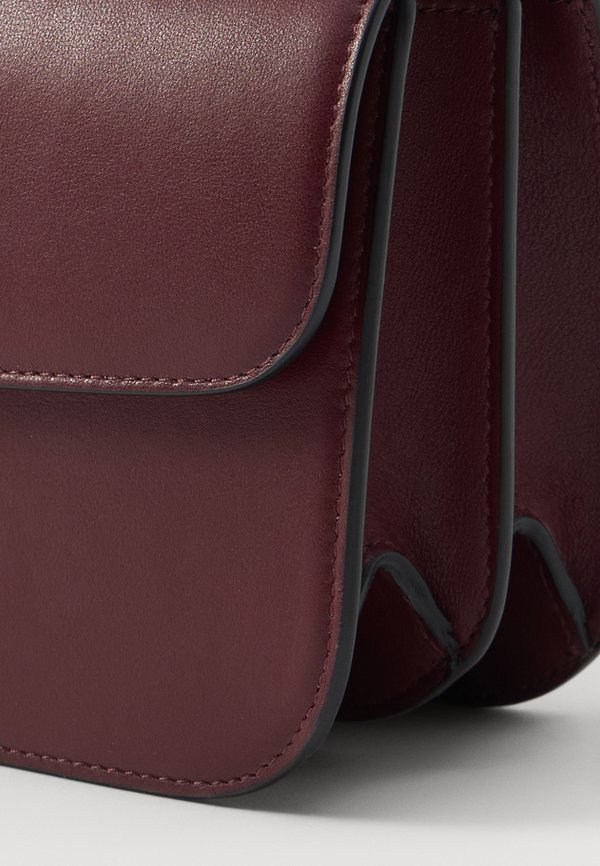 PHOENIX BAGUETTE - Handbag - burgundy3