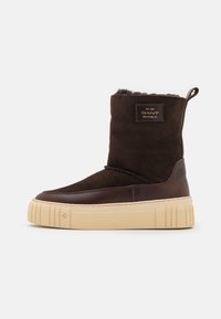 GANT SNOWMONT - Platform ankle boots - dark brown
