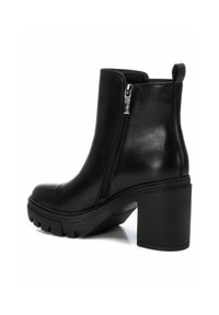 Refresh Botines con plataforma - black