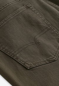 Next REGULAR FIT OVERDYED - Jean droit - brown dark