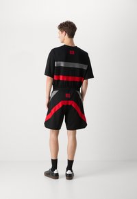 HUGO DISHORT - Träningsbyxor - black