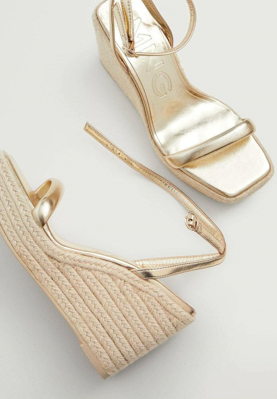 Mango CARMINA - Sandalias de tacón - goud/dorado - Zalando.es