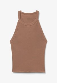 Unselected, camel