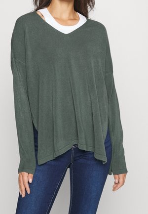 Pullover - green
