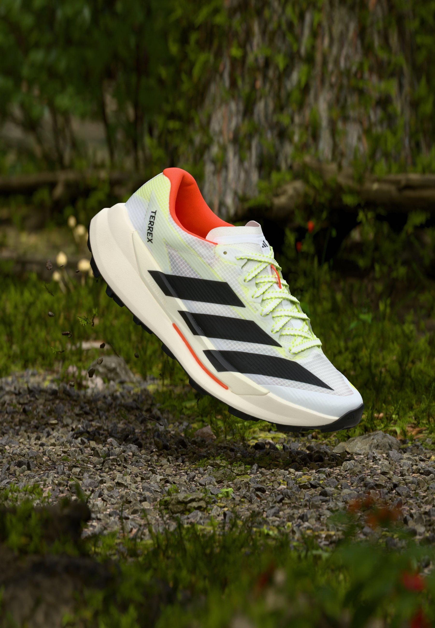 adidas Terrex AGRAVIC TT - Trail running shoes - cloud white core black  impact orange/white - Zalando.ie
