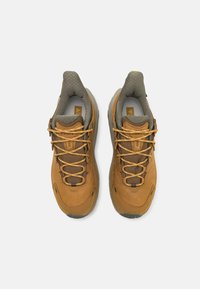 HOKA KAHA 2 LOW GTX - Fjellsko - honey/barley