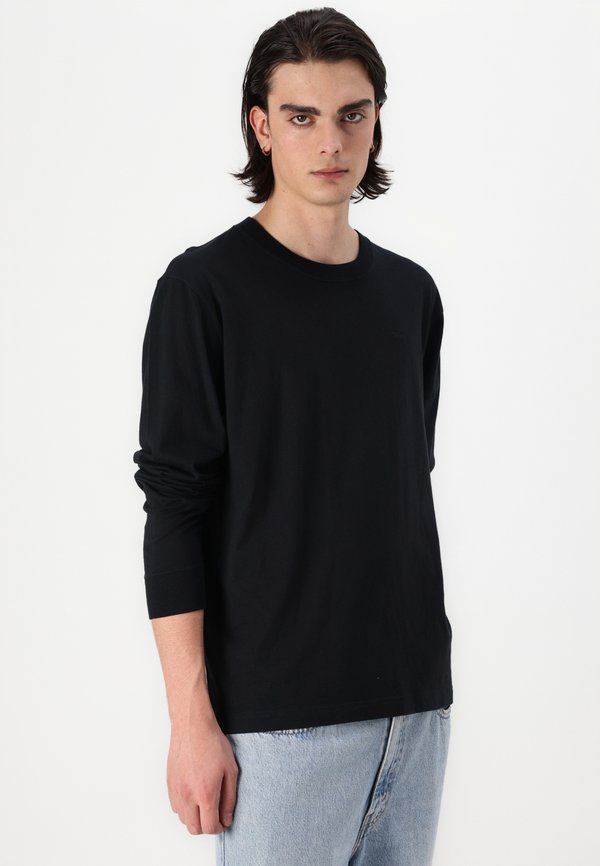 Long-Sleeve Cotton Crew T-Shirt - Long sleeved top3