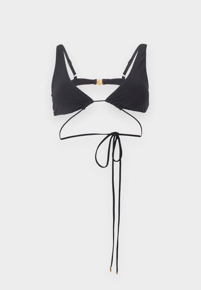 Μαύρο μπικίνι τοπ με ρυθμιζόμενους ιμάντες ώμου, κούμπωμα στην πλάτη και μακριά κορδόνια με χρυσά άκρα.