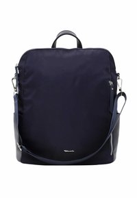 Zaino in nylon blu navy con maniglia superiore, spallacci regolabili, tasca frontale con cerniera e superficie liscia. Includi dettagli in metallo argentato.