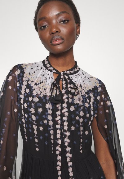 Erdem LONG SLEEVE CAPE EFFECT GOWN BOW NECK DETAIL - Ballkleid - black/multi