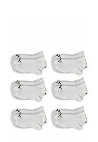 Sechs Paar weiße Baumwollsocken, jeweils mit einem schwarzen Logo versehen. Sie haben eine gerippte Bündchen und ein klassisches Design wie Sportsocken.