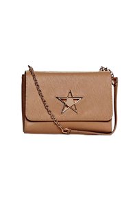 Borsa a tracolla in pelle sintetica color tan con una superficie testurizzata, impreziosita da un accento a forma di stella sulla parte anteriore e una tracolla a catena.