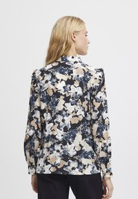 ICHI GANAVA - Blusa - total eclipse