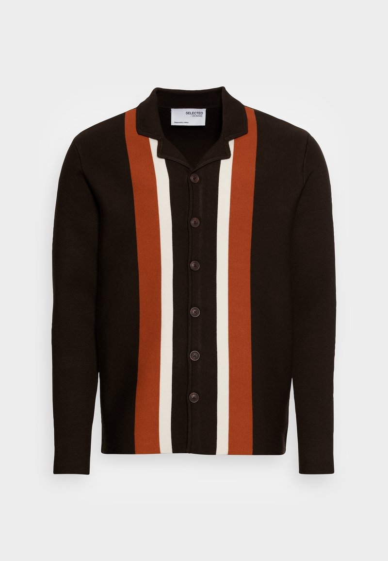 Stickad cardigan i mörkbrunt med vertikala ränder i rost och kräm. Inkluderar en krage och en rad bruna knappar framtill.