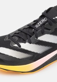 adidas Performance ADIZERO ADIOS 8 WOMEN - Scarpe da corsa su strada - core black/zero metallic/spark
