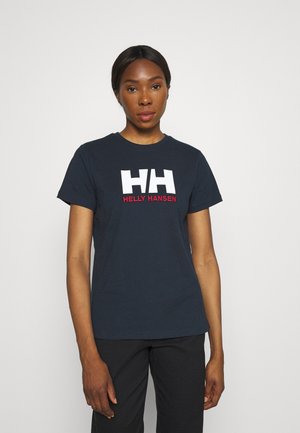 Granatowa bawełniana koszulka z krótkim rękawem, z białym logo "HH" i czerwonym napisem "HELLY HANSEN" umieszczonym na środku klatki piersiowej. Gładka tekstura.