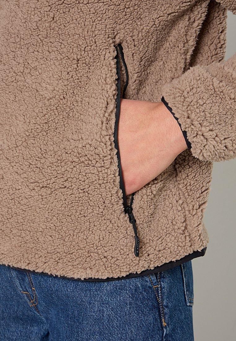 WHITCOMBE FLEECE