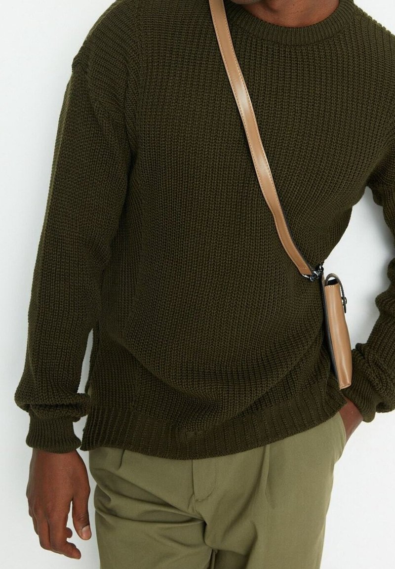 Trendyol Trui - khaki