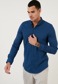 Buratti SLIM FIT - Camisa - indigo