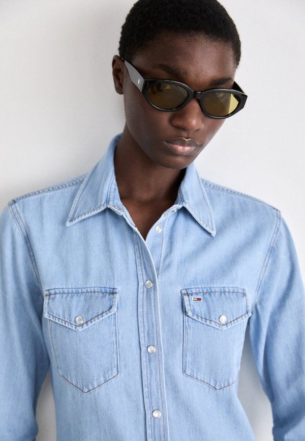 REGULAR DRESS - Shirt dress - denim light4