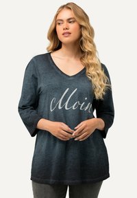 Ulla Popken COL EN V ET MANCHES 3/4 SALUT TEINTURE À FROID COLD DYED
 - Maglietta a manica lunga - dark gray