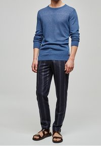 Baldessarini Svetr - blue