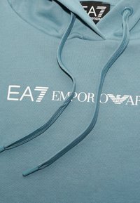 EA7 Emporio Armani SHINY - Mikina s kapucňou - hellblau
