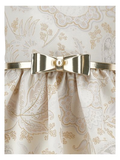 Ύφασμα με μοτίβο λευκά και χρυσά λουλούδια, με λαμπερή χρυσή ζώνη φιόγκο που διαθέτει κεντρική λεπτομέρεια με μαργαριτάρι.