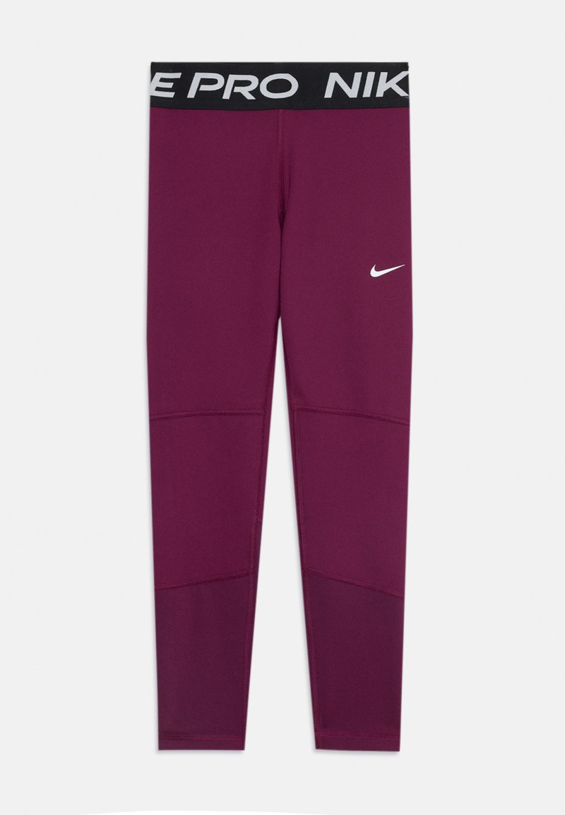 Fioletowe legginsy Nike Pro z czarnym elastycznym pasem, na którym znajduje się napis "NIKE PRO" oraz biała logo Swoosh Nike na prawej stronie uda.
